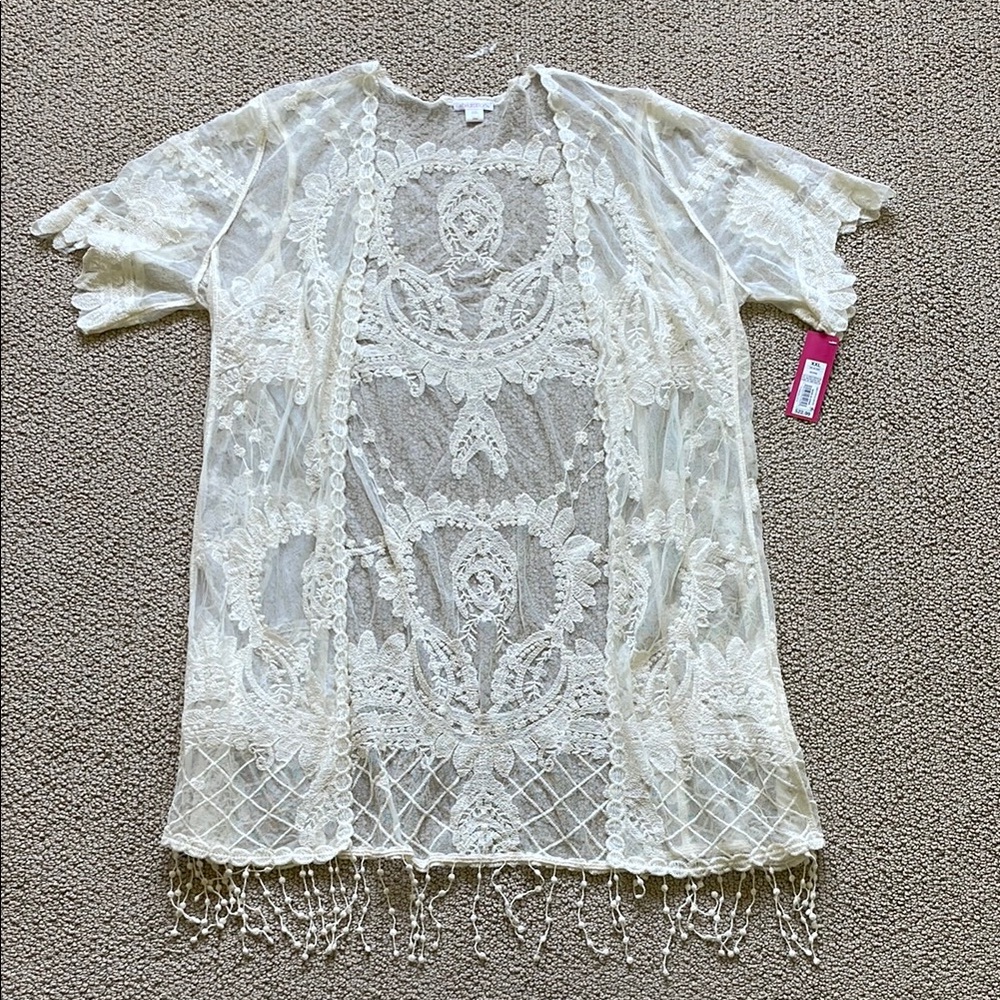 Elegant Lace Kimono Cardigan